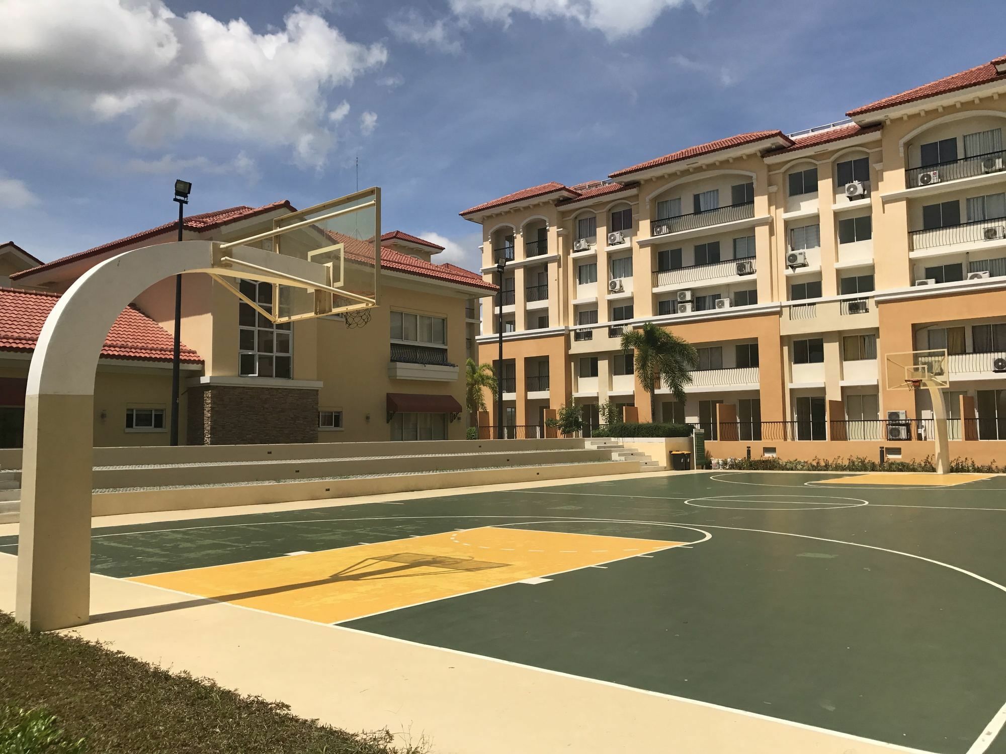 San Remo Oasis Serviced Apartments Cebu ภายนอก รูปภาพ